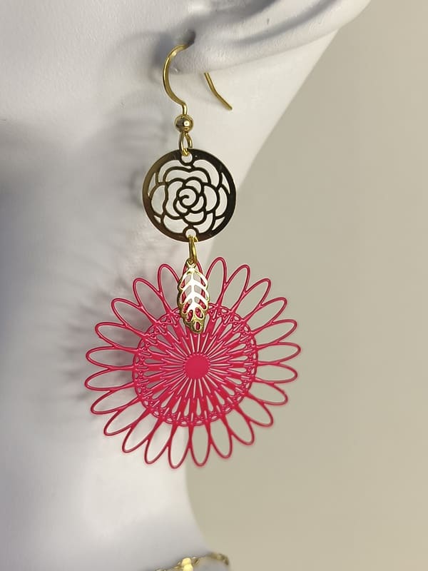 Boucles d'oreilles dépareillées