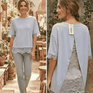 Tee-shirt bleu à dentelle