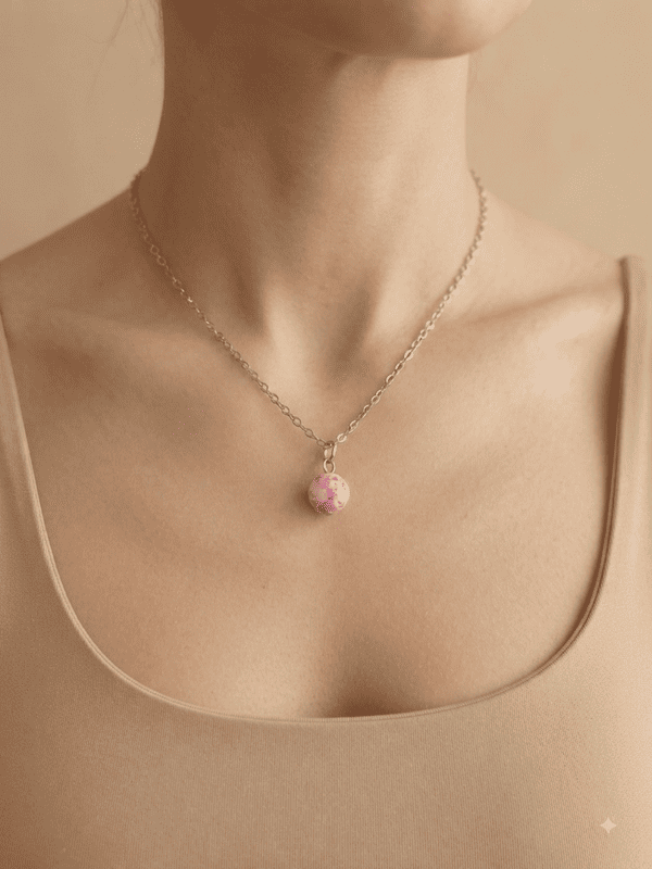 Collier en acier inoxydable et Agate Fuchsia