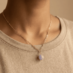 Collier en acier inoxydable et Crazy lace