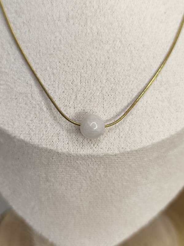 collier en acier inoxydable et pierre de lune arc-en-ciel